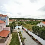 Boutique Blitz Бибинье