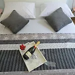Boutique Blitz Апартаменты *