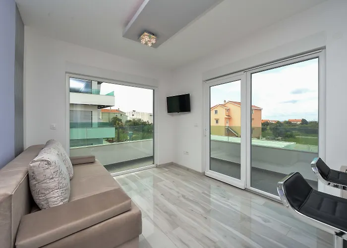 Boutique Blitz Daire *